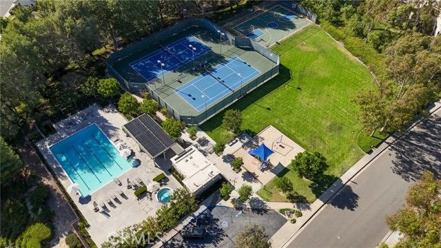 28 Starlight, Irvine, CA 92603