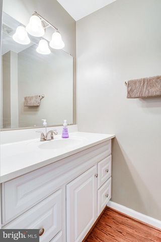 5429 CROWS NEST CT, Fairfax, VA 22032