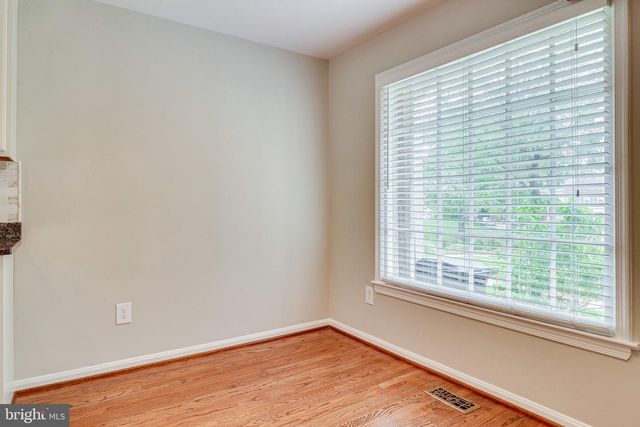 5429 CROWS NEST CT, Fairfax, VA 22032