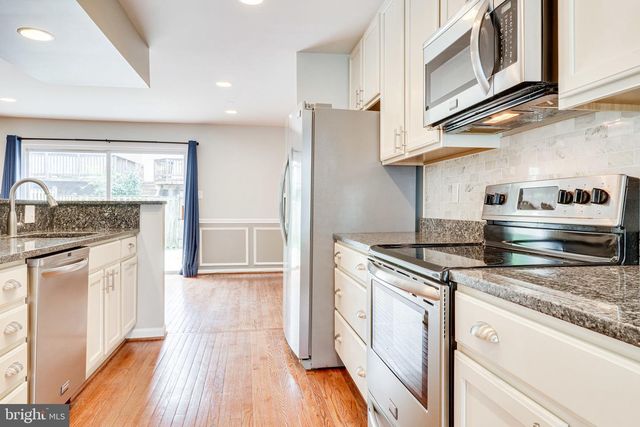 5429 CROWS NEST CT, Fairfax, VA 22032