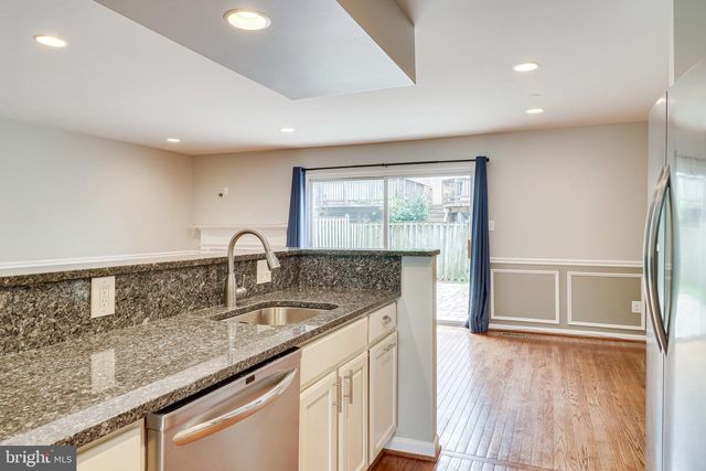 5429 CROWS NEST CT, Fairfax, VA 22032