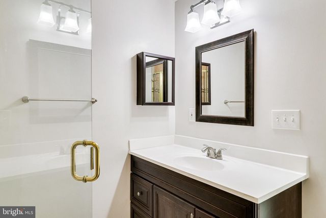 5429 CROWS NEST CT, Fairfax, VA 22032