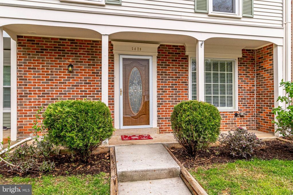 5429 CROWS NEST CT, Fairfax, VA 22032