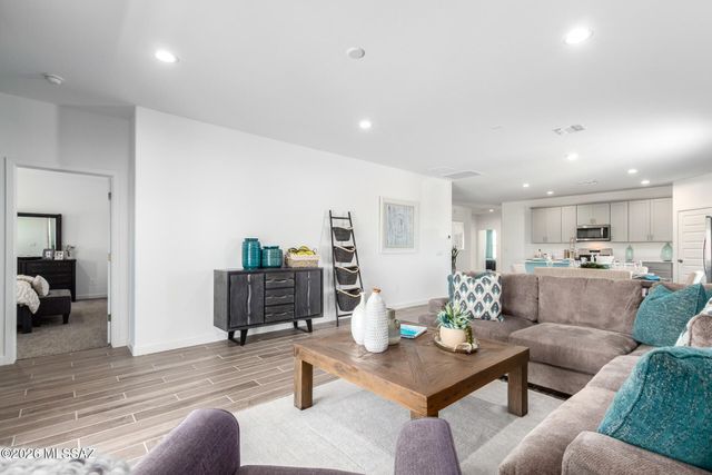 12231 E Rose Frances Drive, Vail, AZ 85641