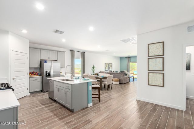 12231 E Rose Frances Drive, Vail, AZ 85641