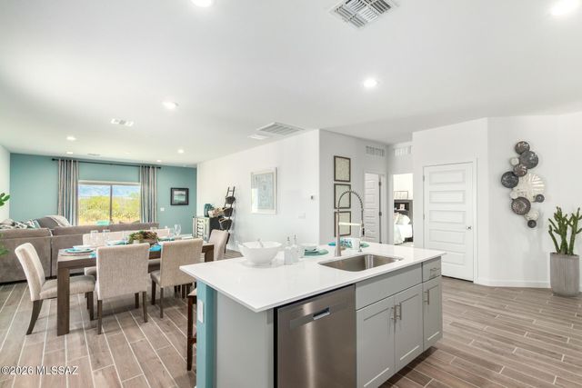 12231 E Rose Frances Drive, Vail, AZ 85641