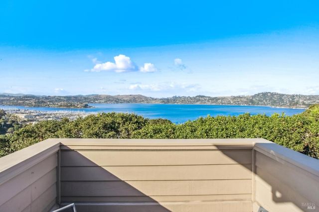 15 Laurel Ln, Sausalito, CA 94965