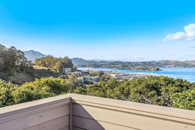 15 Laurel Ln, Sausalito, CA 94965