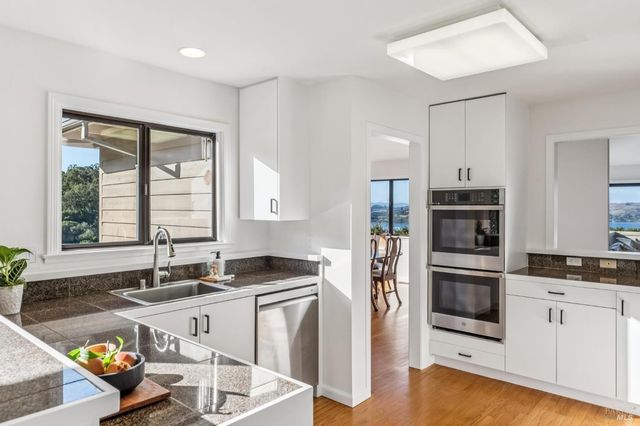 15 Laurel Ln, Sausalito, CA 94965