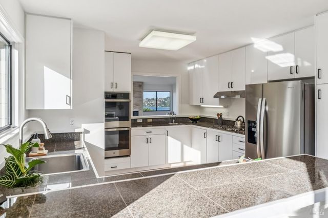 15 Laurel Ln, Sausalito, CA 94965