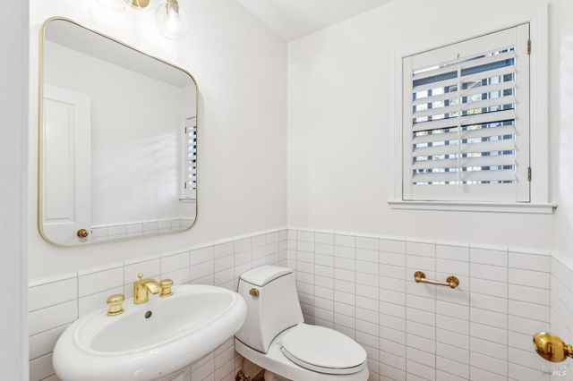 15 Laurel Ln, Sausalito, CA 94965