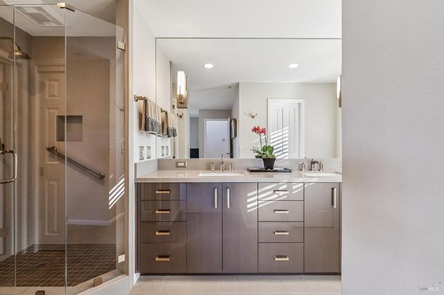 15 Laurel Ln, Sausalito, CA 94965