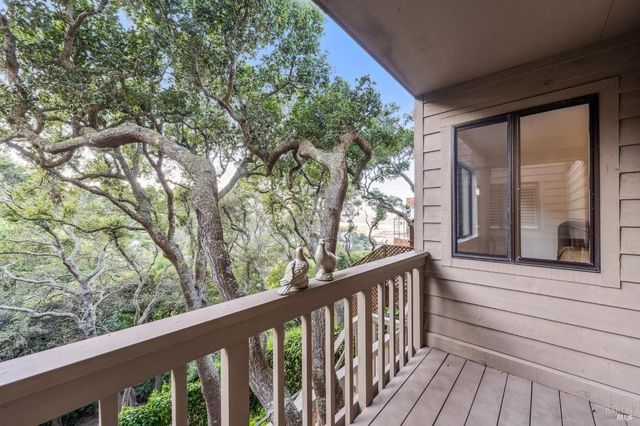 15 Laurel Ln, Sausalito, CA 94965