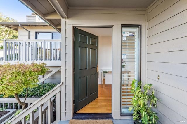 15 Laurel Ln, Sausalito, CA 94965