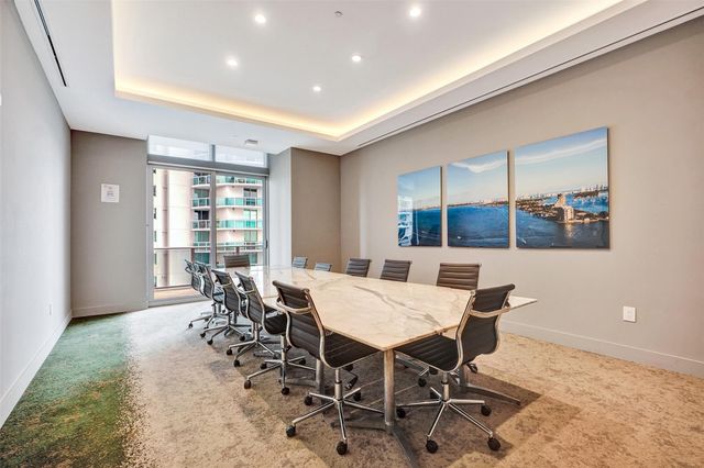 488 NE 18th St 801, Miami, FL 33132