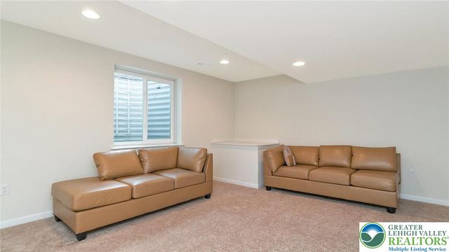 4314 Beech Drive, Lower Nazareth Twp, PA 18064