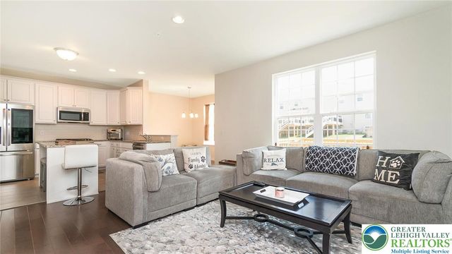 4314 Beech Drive, Lower Nazareth Twp, PA 18064