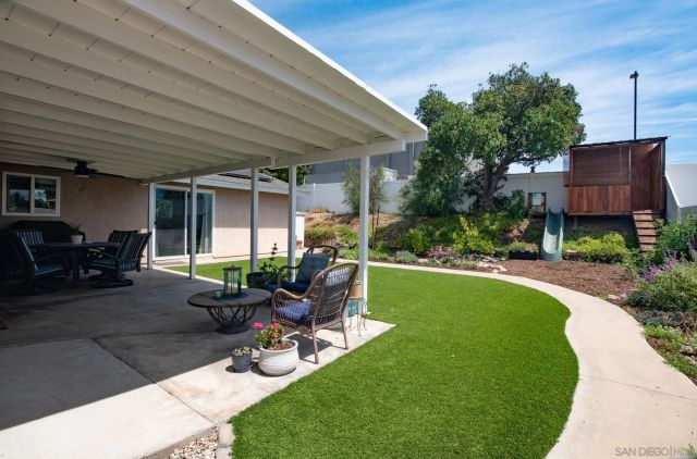 9629 Derald Rd, Santee, CA 92071