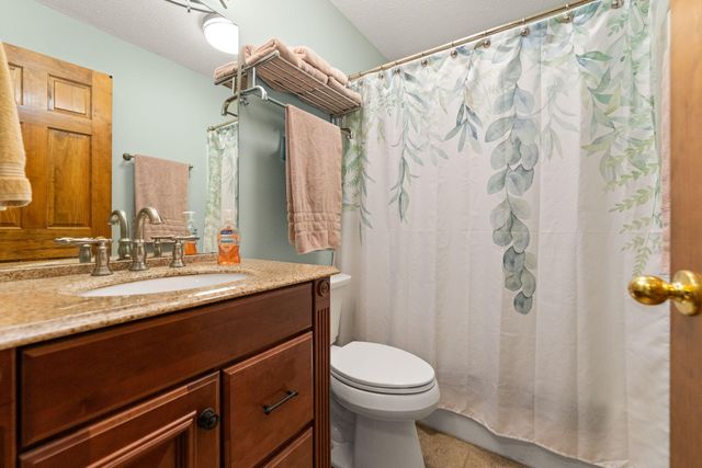 22 Tranquility Place, Burnside, KY 42519