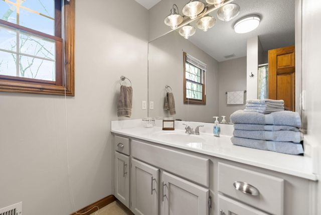 22 Tranquility Place, Burnside, KY 42519