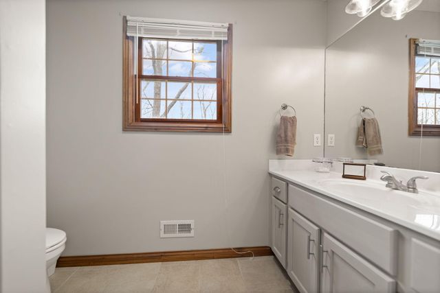 22 Tranquility Place, Burnside, KY 42519