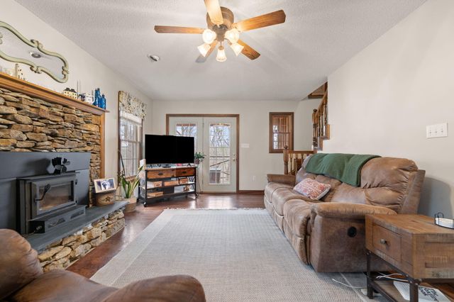 22 Tranquility Place, Burnside, KY 42519