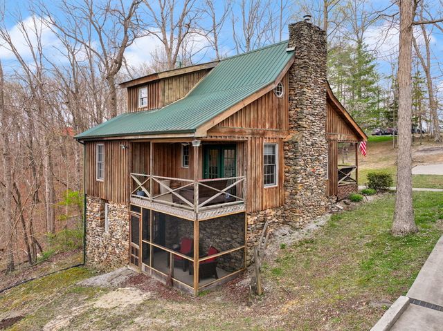 22 Tranquility Place, Burnside, KY 42519