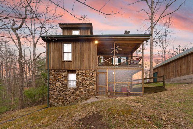 22 Tranquility Place, Burnside, KY 42519