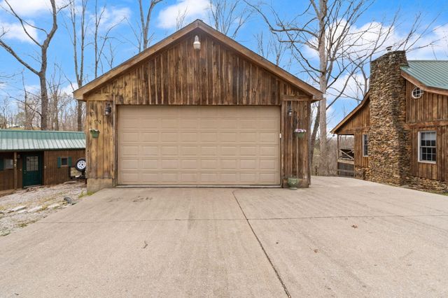 22 Tranquility Place, Burnside, KY 42519