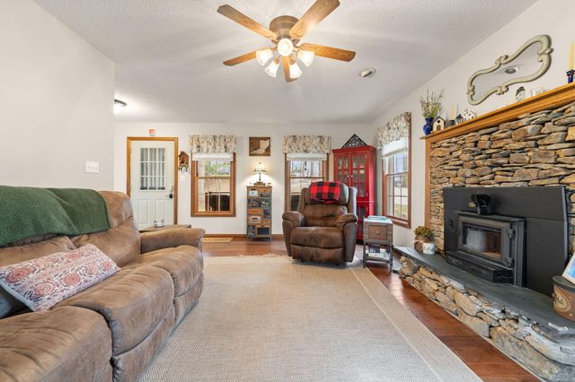 22 Tranquility Place, Burnside, KY 42519