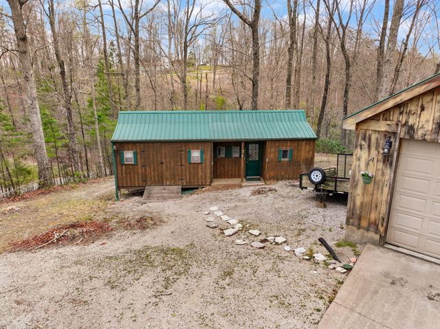 22 Tranquility Place, Burnside, KY 42519