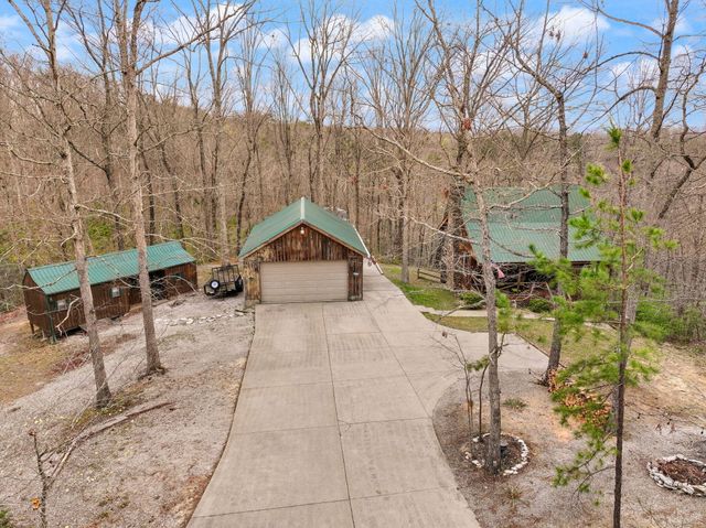 22 Tranquility Place, Burnside, KY 42519