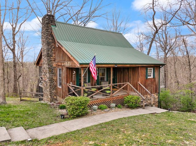 22 Tranquility Place, Burnside, KY 42519