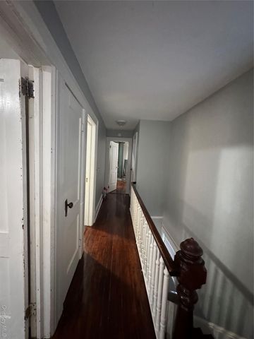 19 Hamilton, Hempstead, NY 11550