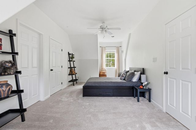 5 Maystar Court, Spring, TX 77380