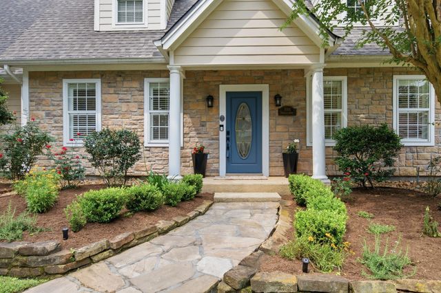 5 Maystar Court, Spring, TX 77380