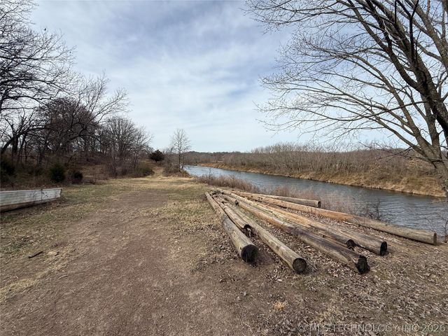 3216 S 4300 Road, Big Cabin, OK 74016