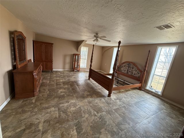 3216 S 4300 Road, Big Cabin, OK 74016