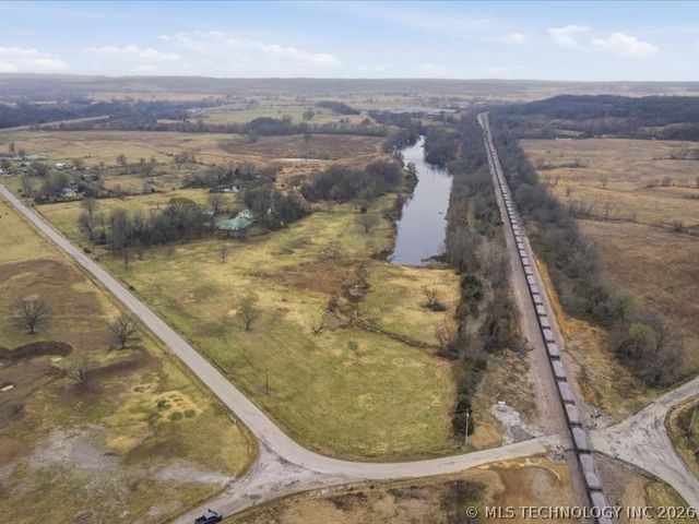 3216 S 4300 Road, Big Cabin, OK 74016