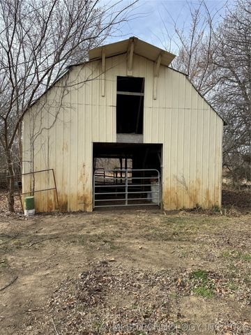 3216 S 4300 Road, Big Cabin, OK 74016