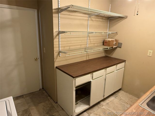 3216 S 4300 Road, Big Cabin, OK 74016