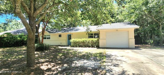 9113 Warbler Avenue, Ocean Springs, MS 39564