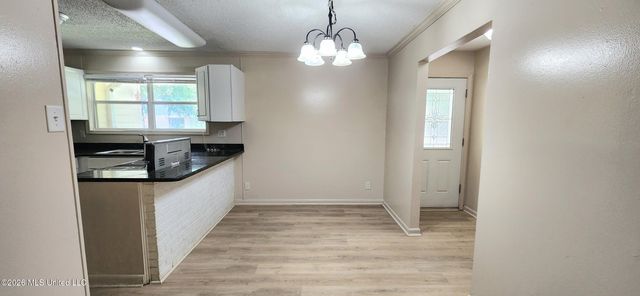 9113 Warbler Avenue, Ocean Springs, MS 39564