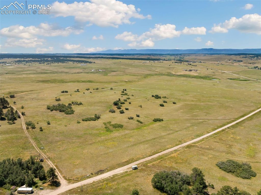 14252 S Highway 83, Larkspur, CO 80118 — exterior