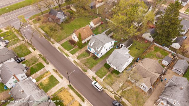 1125 Poxson Avenue, Lansing, MI 48910