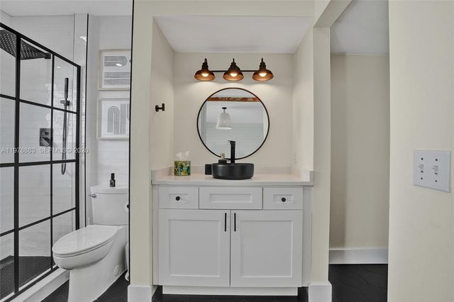 20822 San Simeon Way 103, Miami, FL 33179