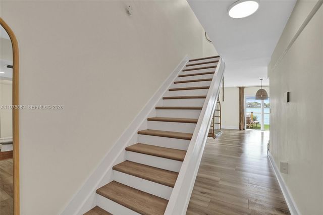 20822 San Simeon Way 103, Miami, FL 33179