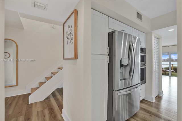 20822 San Simeon Way 103, Miami, FL 33179