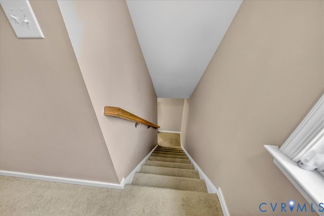 297 Castle Park Ln, Mineral, VA 23117