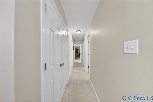 297 Castle Park Ln, Mineral, VA 23117